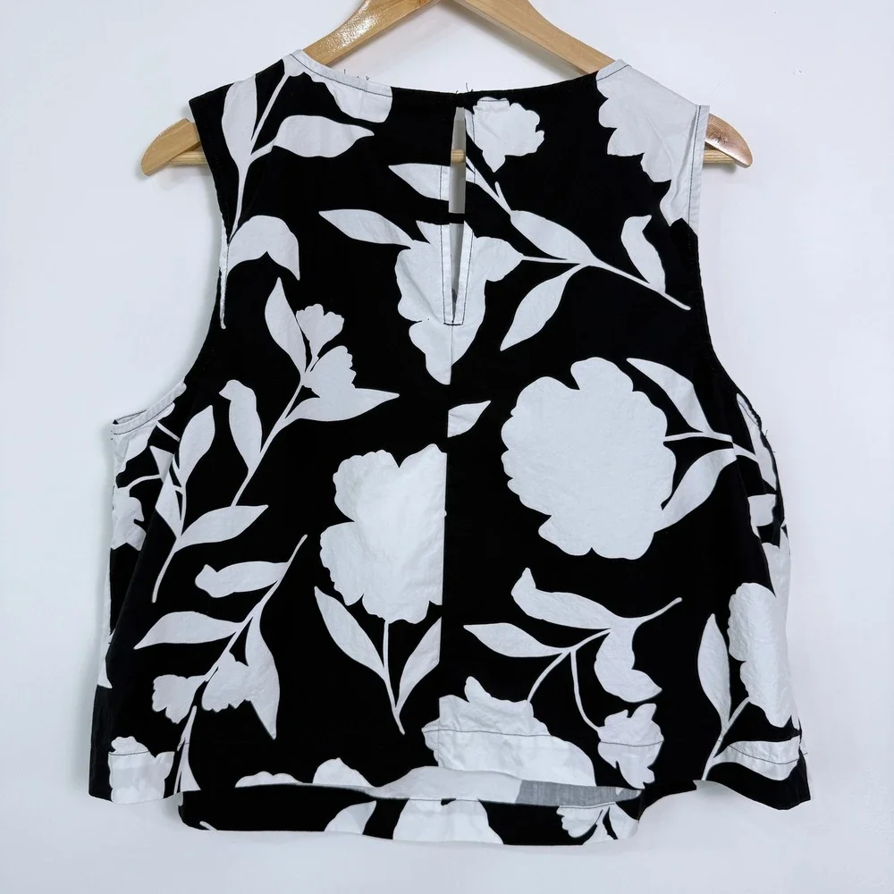 Kate Spade Target Floral Classic Rose Sleeveless Top Black White XXL Slight Crop